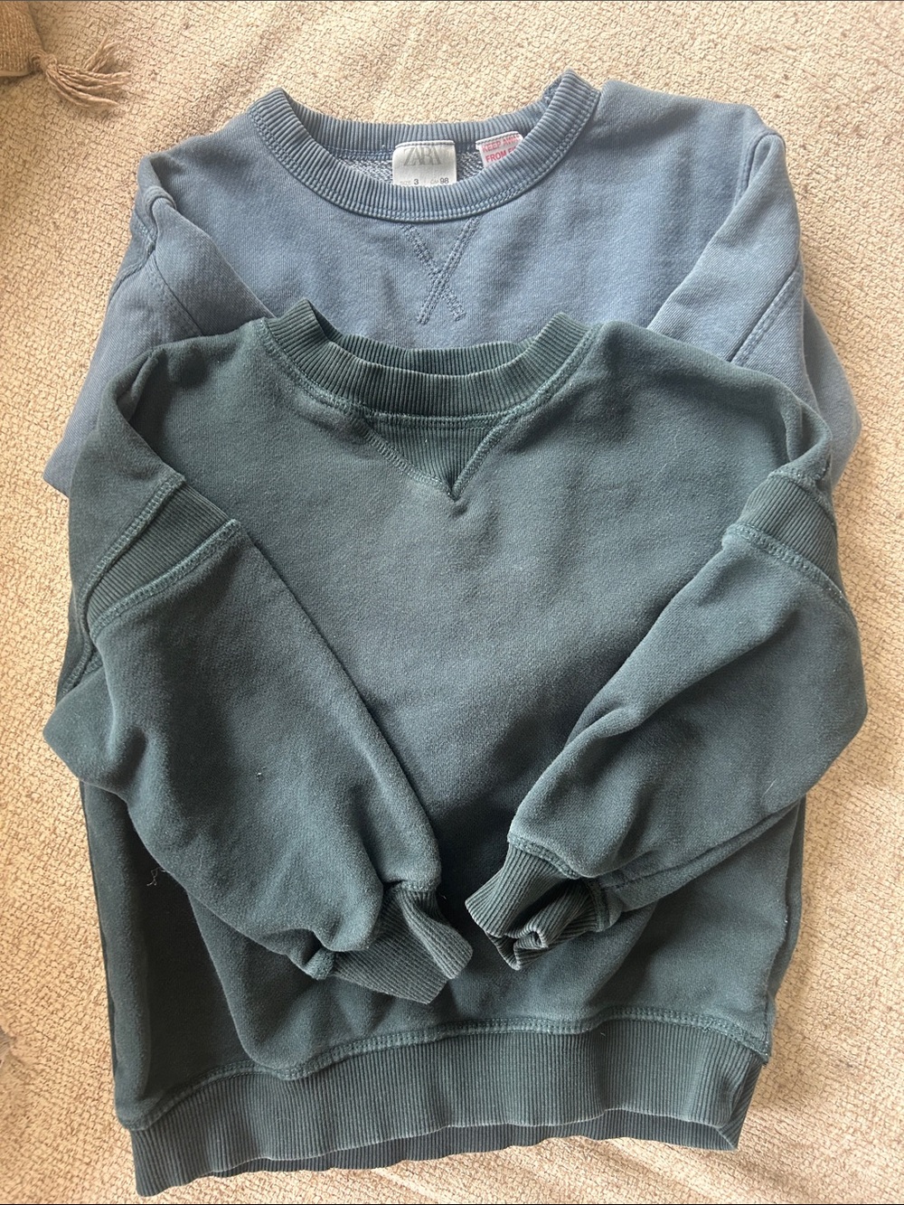 Zara Men's Crewneck Sweatshirt in Dark Teal and Slate Blue